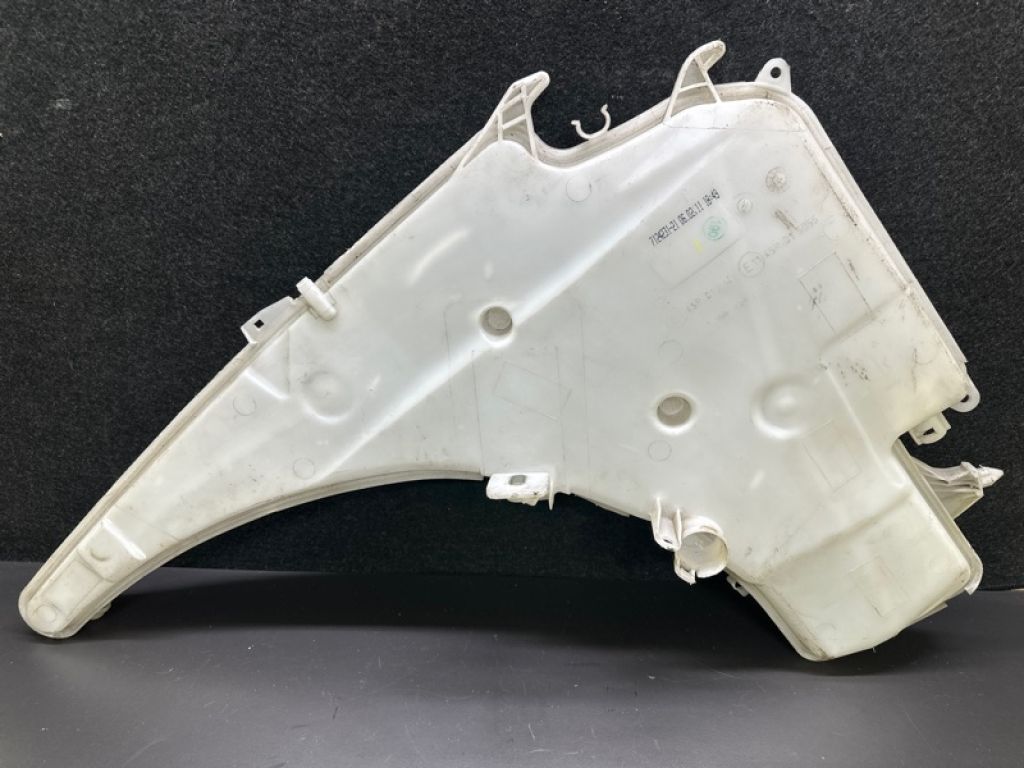 61 66 7 238 669 | Бачок омивача BMW 3 SERIES (E90-E93) 2005–2014 - Фото 3