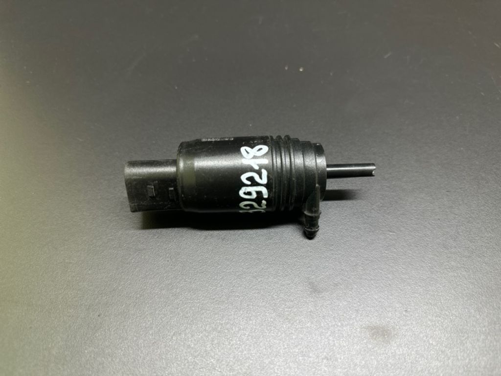 67 12 7 199 567 | Насос омывателя стекла BMW 3 SERIES (E90-E93) 2005–2014