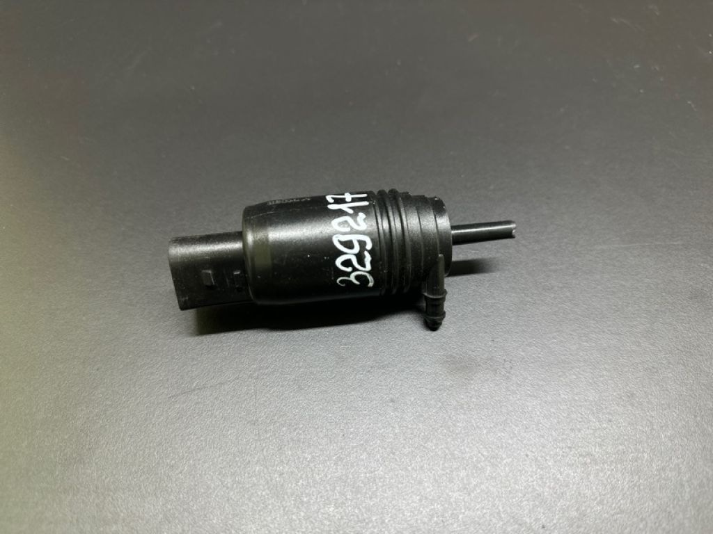 67 12 7 199 567 | Насос омывателя стекла BMW 3 SERIES (E90-E93) 2005–2014