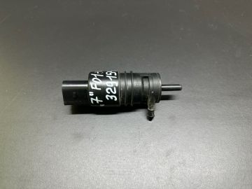 Насос омивача скла BMW 7 SERIES (F01-F04) 08-15
