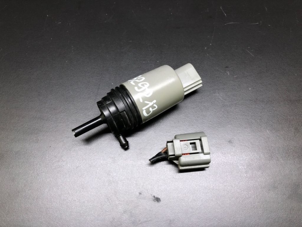 67 12 6 934 159 | Насос омывателя стекла BMW 3 SERIES (E90-E93) 2005–2014 - Фото 5