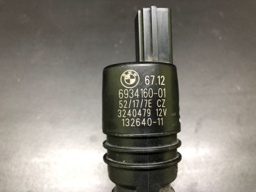 67 12 6 934 160 | Насос омивача скла BMW 5 SERIES 10-17 - Фото 4