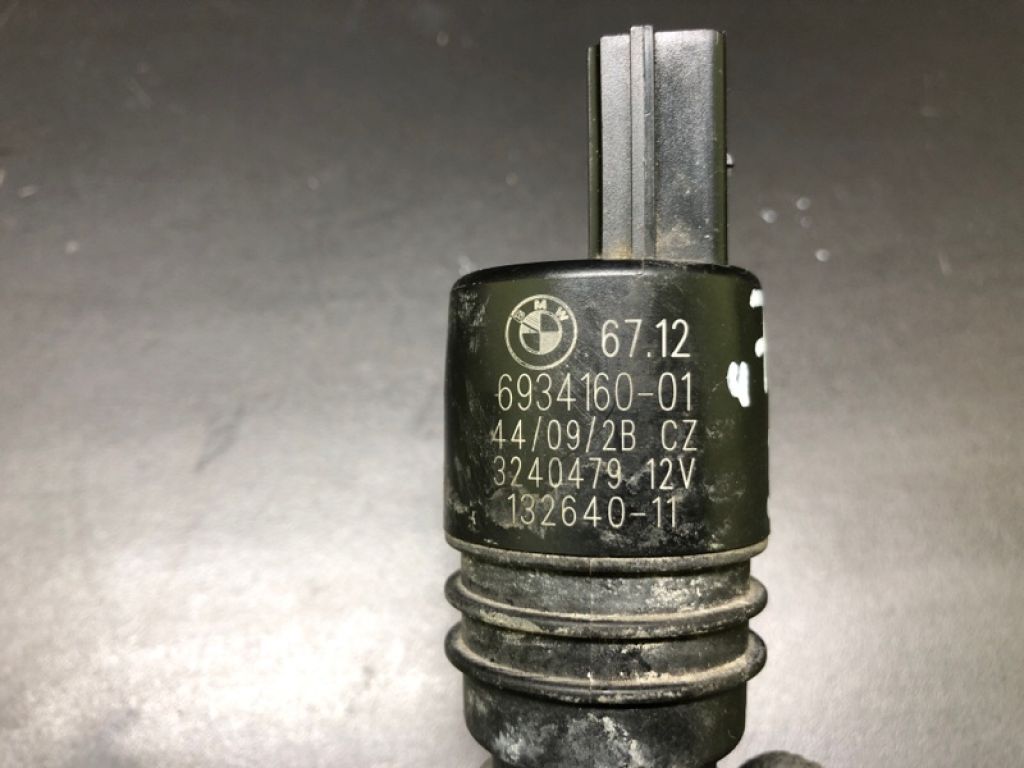 67 12 6 934 160 | Насос омивача скла BMW 7 SERIES (F01-F04) 08-15 - Фото 4