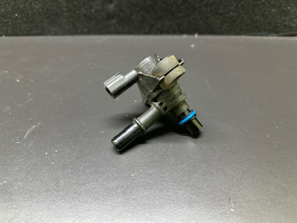 AU5Z-9C915-B | Клапан электромагнитный (вакуумный) FORD EDGE 06-14