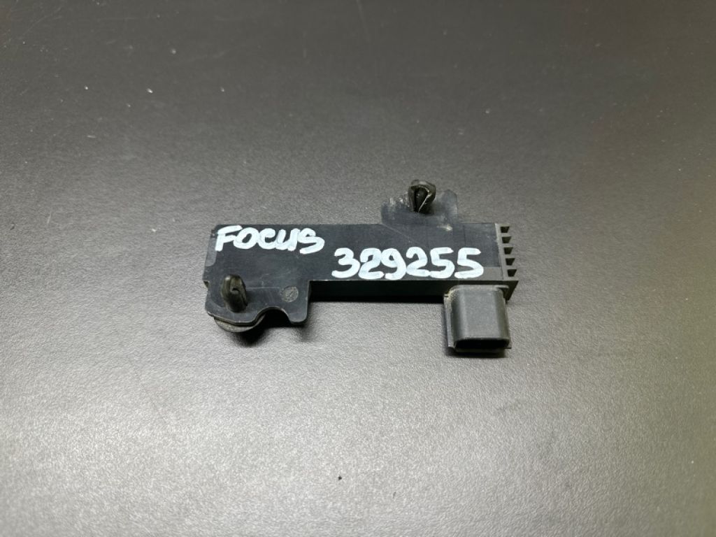 DS7Z-19D596-A | Антена FORD FOCUS 10-18 - Фото 2