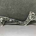 F1EZ-17D942-E | Кронштейн заднього бампера прав. FORD FOCUS 10-18 - Прев'ю 3