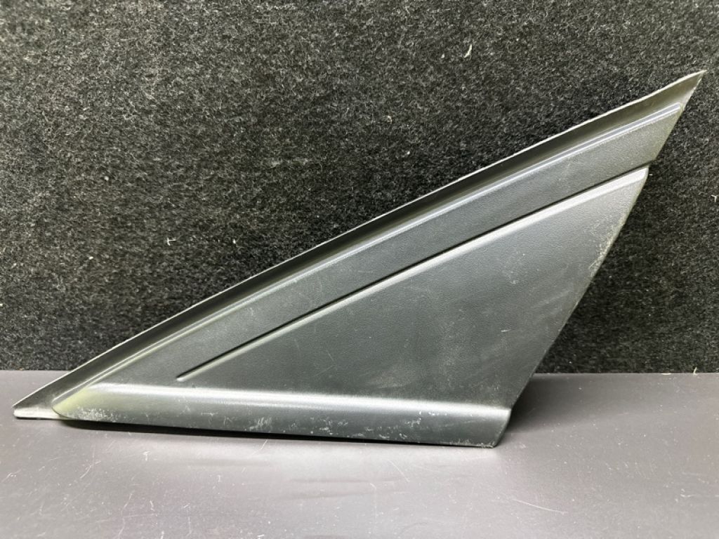 CP9Z-16003-A | Накладка крила передн. лів. FORD FOCUS 10-18