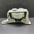 AV6Z-6038-A | Подушка двигуна прав. FORD FOCUS 10-18