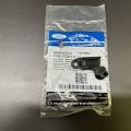 F1EZ-17C973-B | Кронштейн переднього бампера лів. FORD FOCUS 10-18 - Прев'ю 3