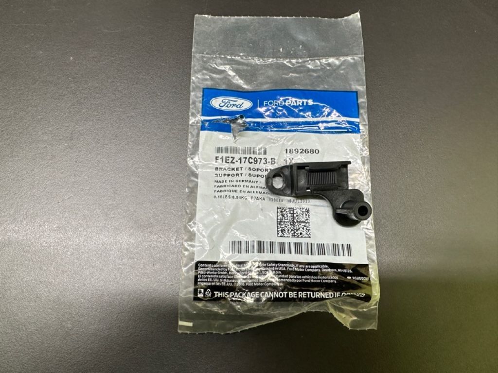 F1EZ-17C973-B | Кронштейн переднего бампера лев. FORD FOCUS 10-18 - Фото 3