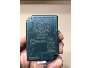 Блок управления центральным замком TOYOTA CAMRY 40 06-11