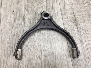 Разное TOYOTA LAND CRUISER 200 08-21