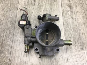 Дросельна заслінка TOYOTA AVENSIS 03-08