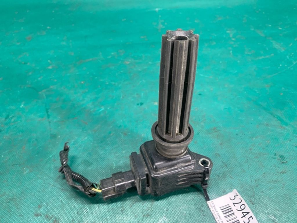 CM5Z-12029-K | Котушка запалювання FORD FOCUS 10-18 - Фото 3