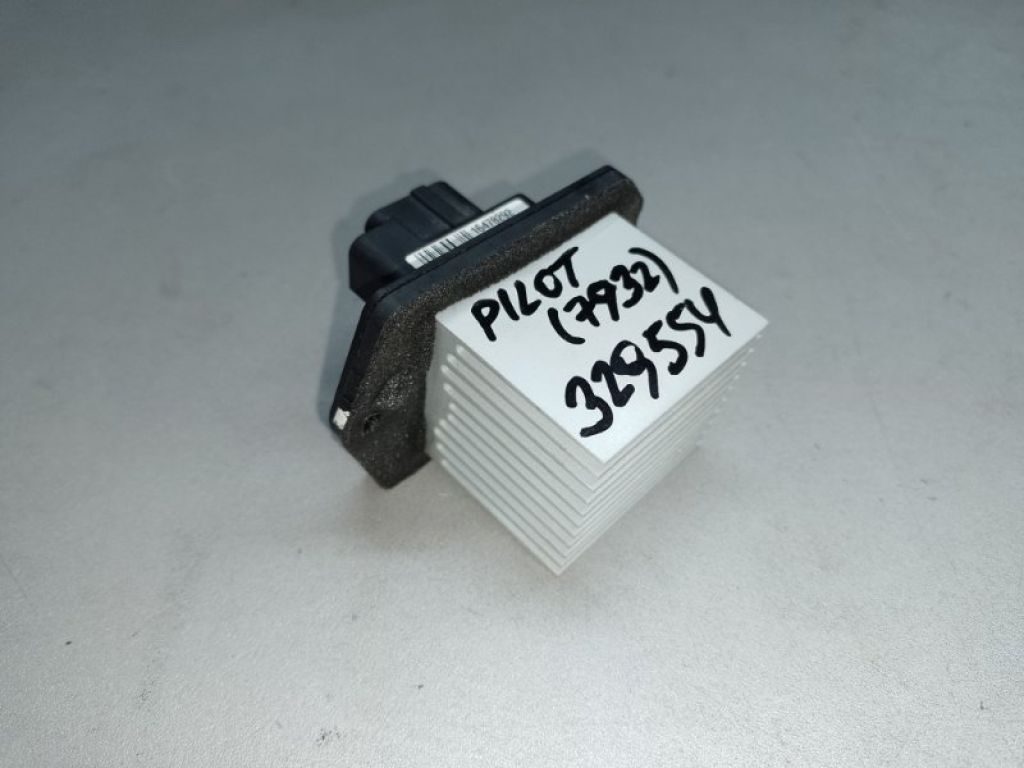 79330-TZ5-A51 | Резистор пічки HONDA PILOT 15-