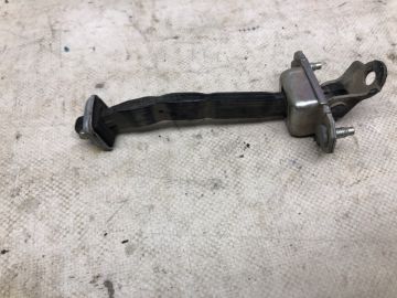 Обмежувач дверей задн. прав. SUBARU FORESTER SH 07-12