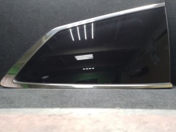 Скло у кузов задн. прав. HONDA PILOT 15-