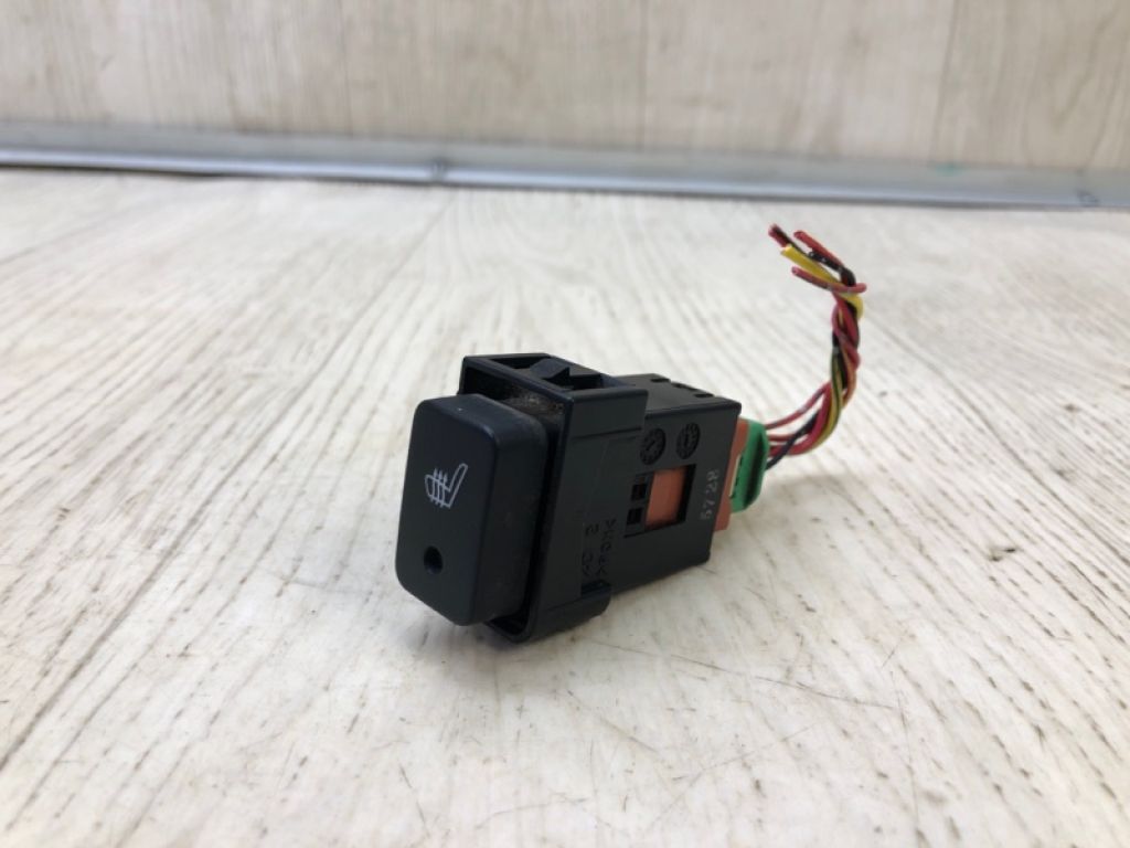 37850-64J00 | Кнопка обігріву сидінь SUZUKI GRAND VITARA 05-15