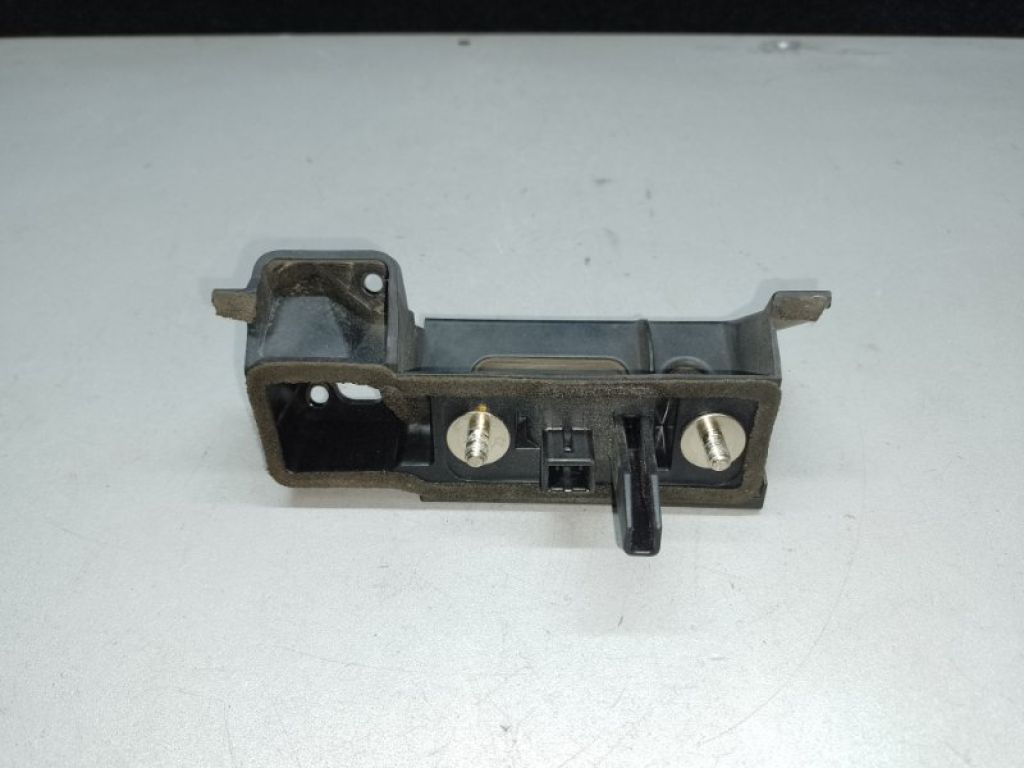 74810-TG7-A00 | Кнопка открывания багажника наружная HONDA PILOT 15- - Фото 2