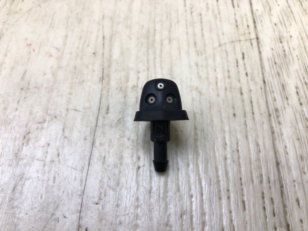 38480-65J00 | Форсунка омывателя стекла SUZUKI GRAND VITARA 05-15