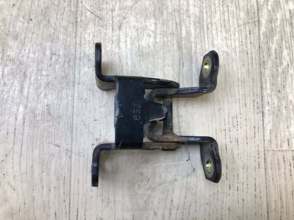 69510-65J00 | Петля дверей багажника SUZUKI GRAND VITARA 05-15 - Фото 3