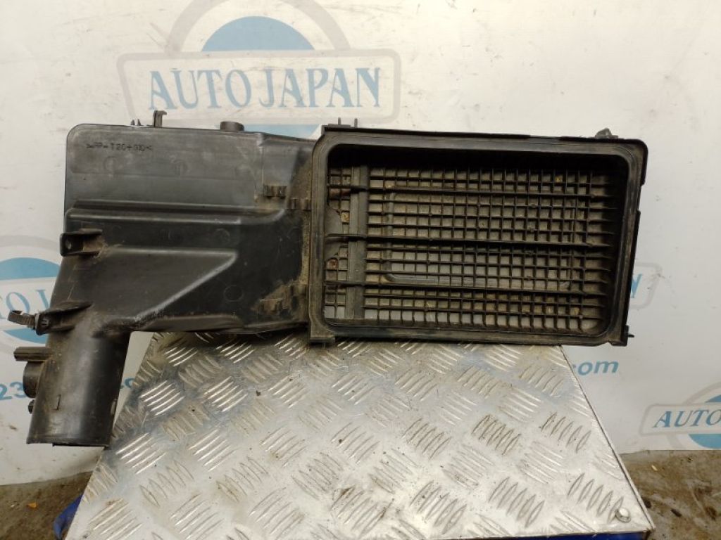 ZJ01-13-Z0XD | Корпус повітряного фільтра MAZDA 3 BK 03-08 - Фото 4