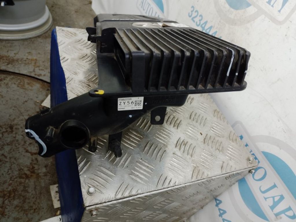 ZJ01-13-Z0XD | Корпус повітряного фільтра MAZDA 3 BK 03-08 - Фото 6