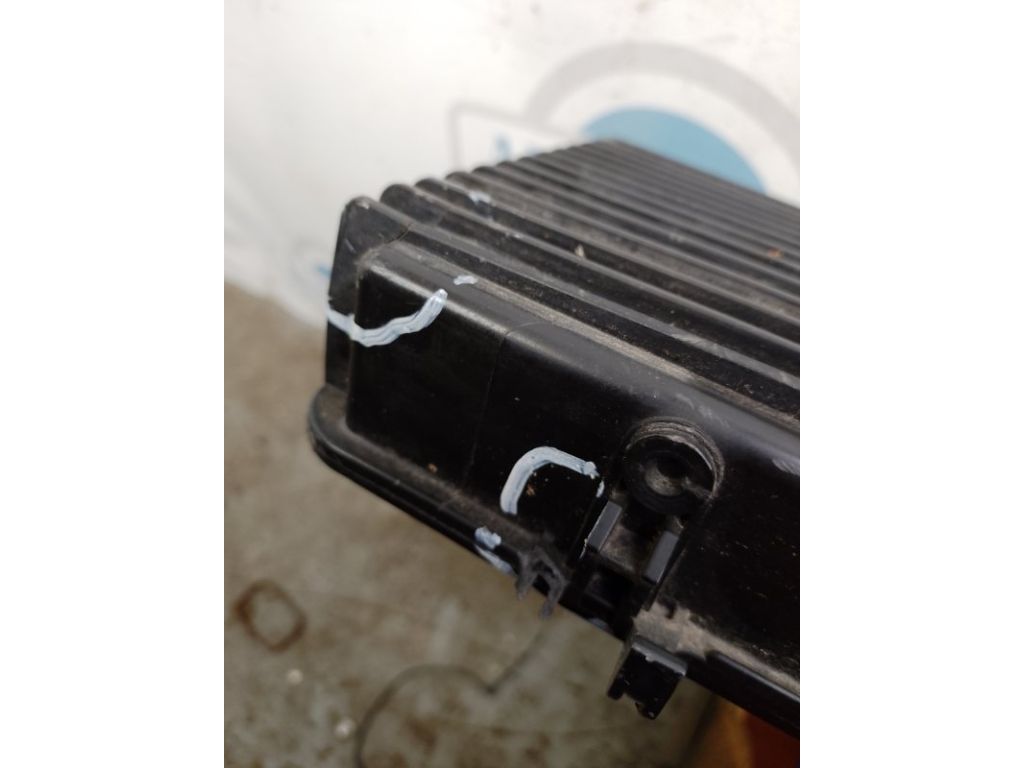 ZJ01-13-Z0XD | Корпус повітряного фільтра MAZDA 3 BK 03-08 - Фото 11