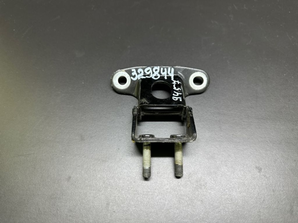 68210-STX-A00ZZ | Петля крышки багажника ACURA MDX (YD2) 06-13