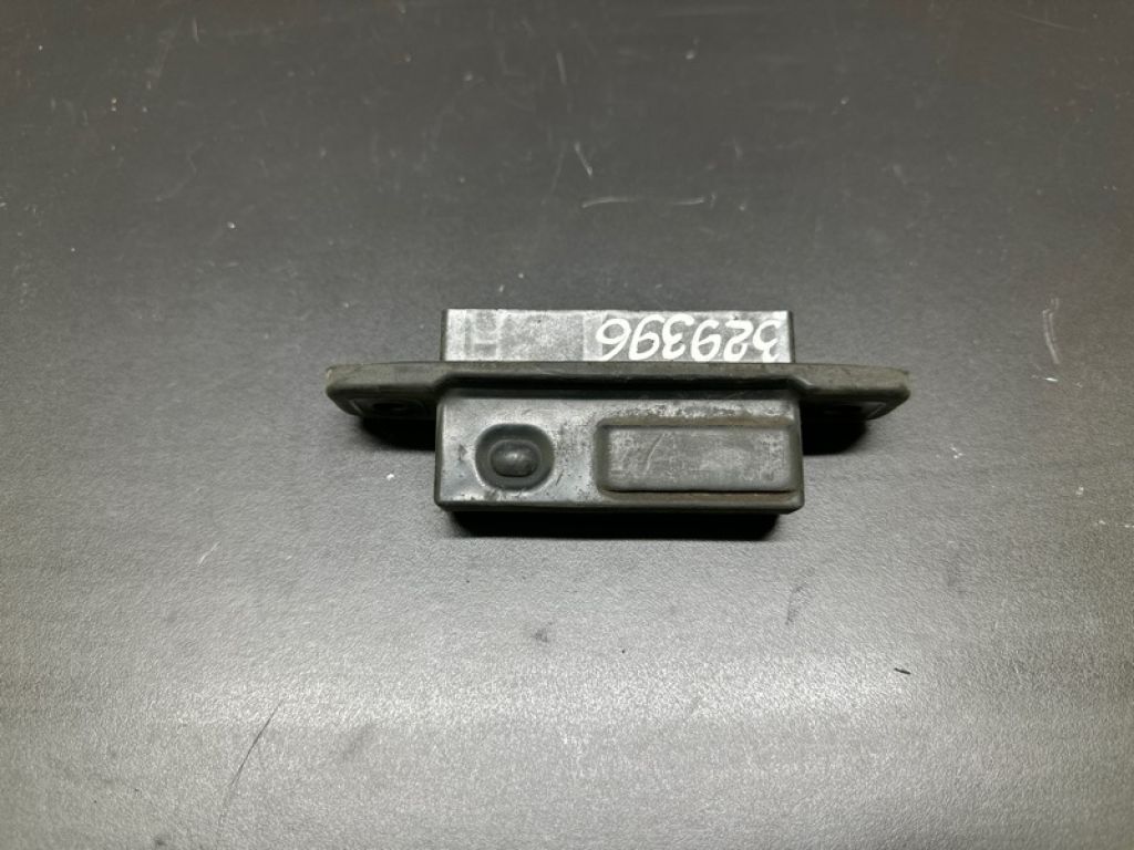 84840-28040 | Кнопка відкриття багажника зовнішня TOYOTA PRIUS - 30 09-17