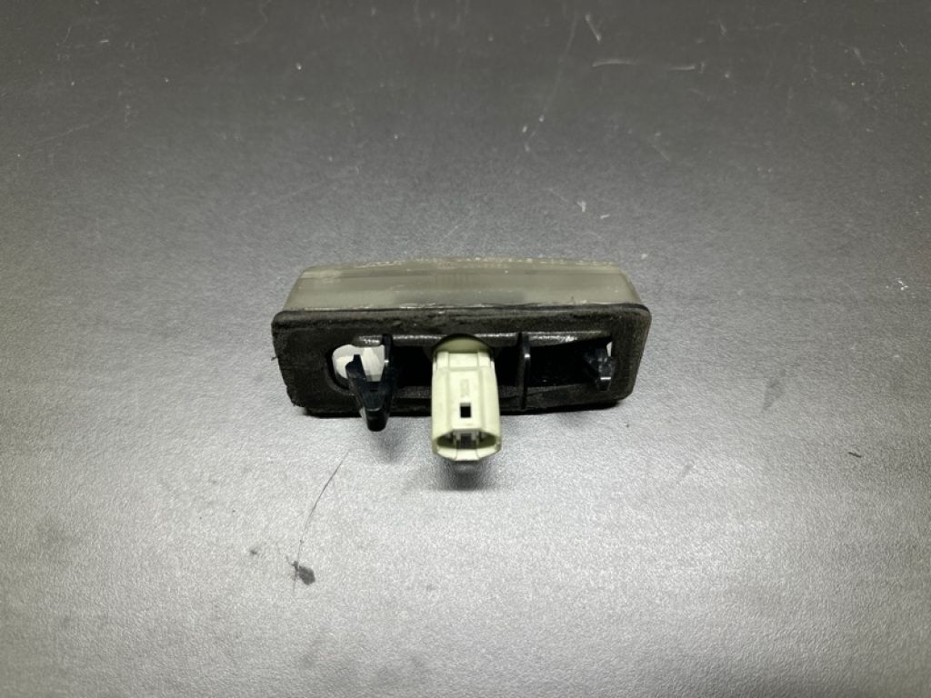81270-53011 | Підсвічування номера TOYOTA PRIUS - 30 09-17 - Фото 3