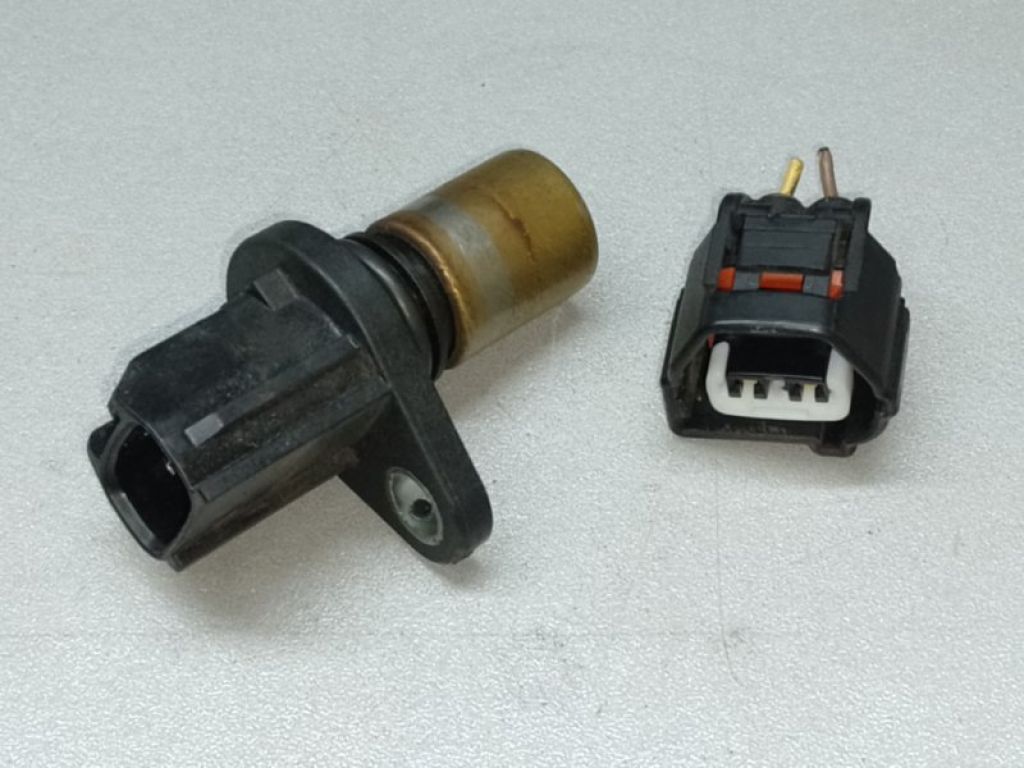 90080-19014 | Датчик положения распредвала TOYOTA CAMRY 40 06-11