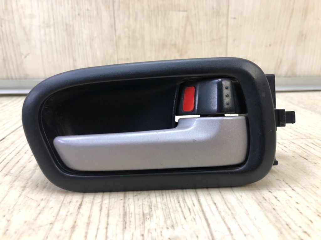 83110-65J10-BWJ | Ручка дверей внутрішня прав. SUZUKI GRAND VITARA 05-15