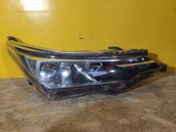 Фара прав. TOYOTA COROLLA 12-19 E180