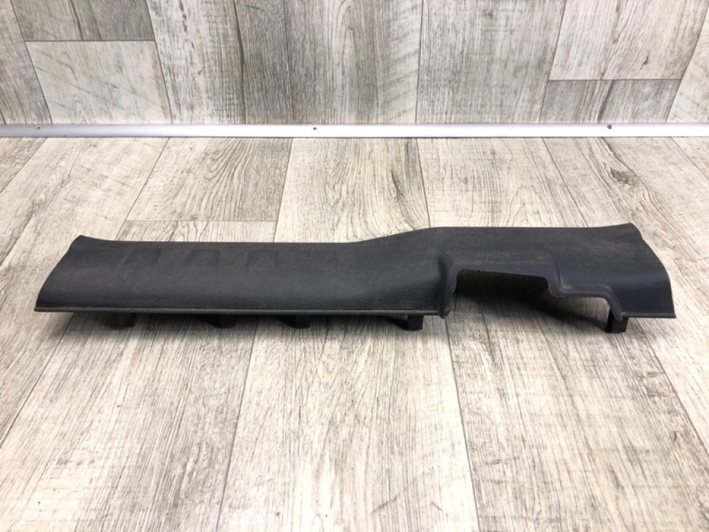 76130-65J00-5PK | Накладка порога внутрення передн. прав. SUZUKI GRAND VITARA 05-15