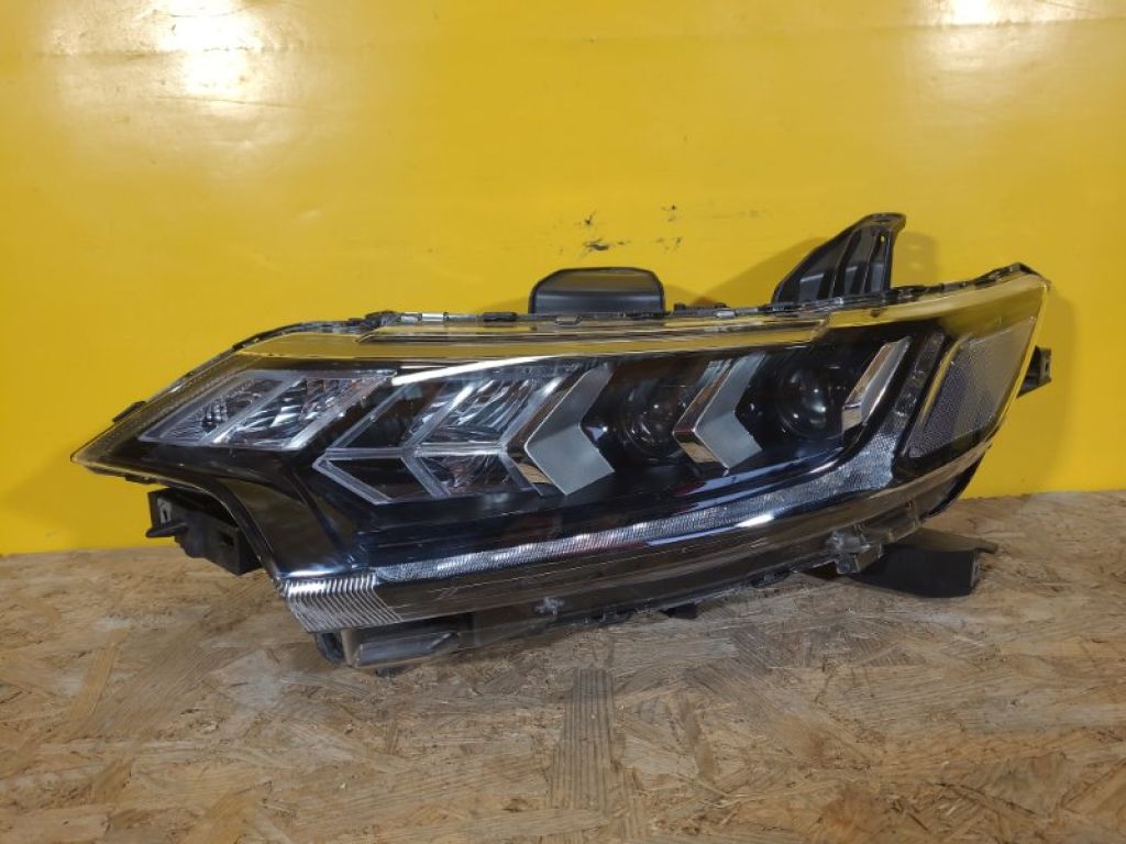 8301D331 | Фара лів. MITSUBISHI OUTLANDER GF 12-