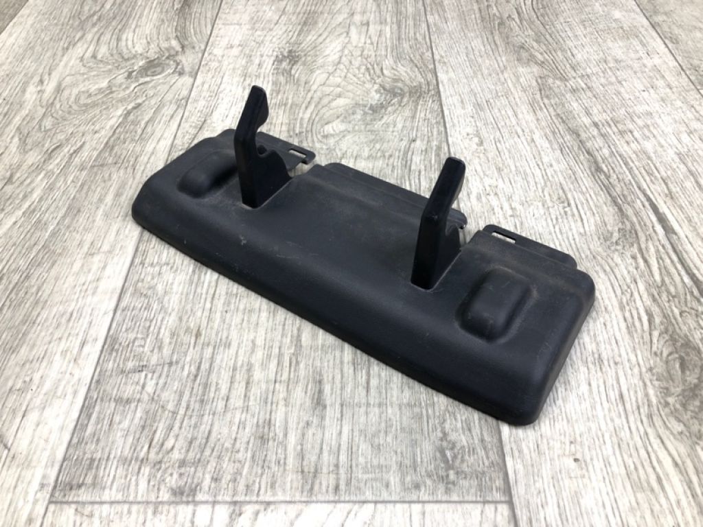 87492-66J00-5PK | Накладка сидіння задн. SUZUKI GRAND VITARA 05-15