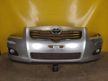Бампер передній TOYOTA AVENSIS 03-08