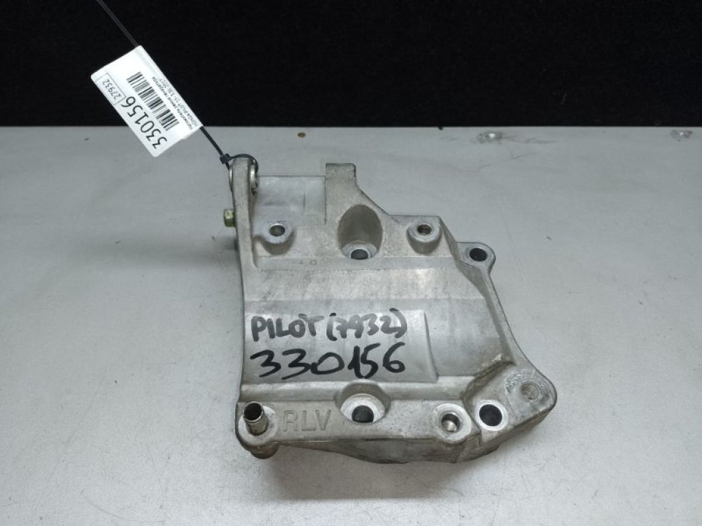 38930-RLV-A00 | Кронштейн компрессора кондиционера HONDA PILOT 15-