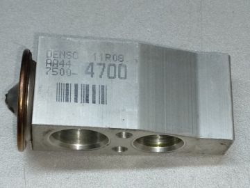 Клапан кондиционера TOYOTA CAMRY 55 14-17