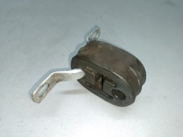 Крепление глушителя AUDI A6 (C5) 97-04