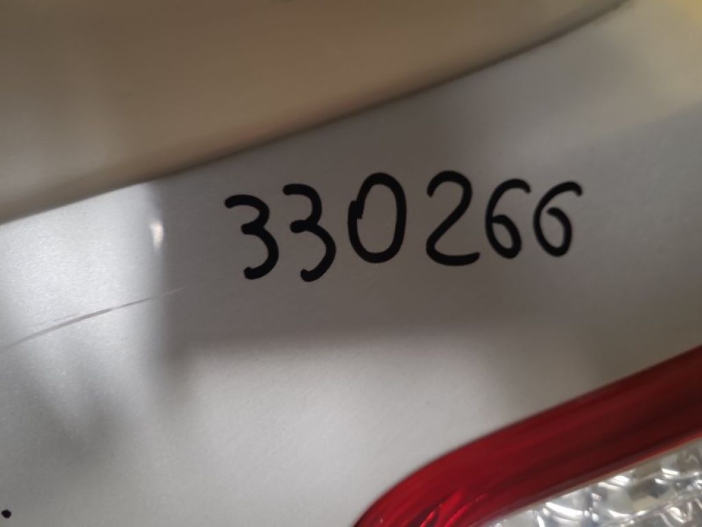 64401-06280 | Крышка багажника TOYOTA CAMRY 40 06-11 - Фото 2