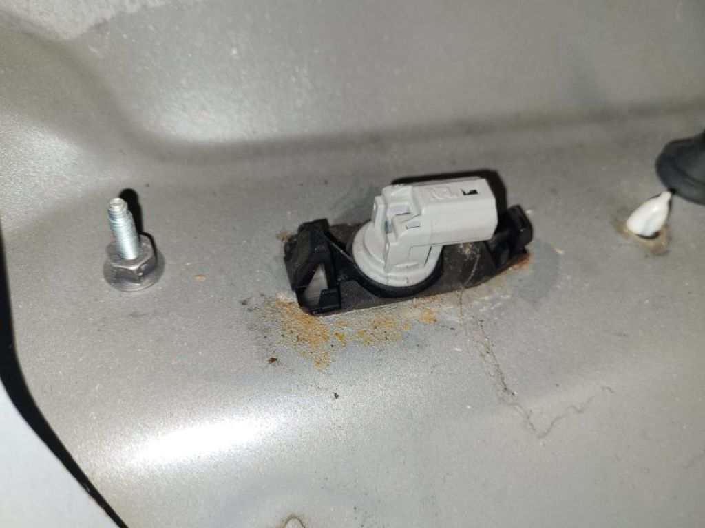 64401-06280 | Крышка багажника TOYOTA CAMRY 40 06-11 - Фото 9