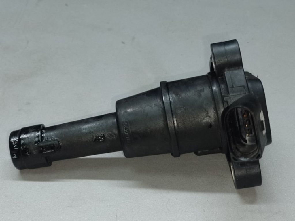 03F 907 660 D | Датчик уровня масла в двигателе VOLKSWAGEN JETTA USA 10-17 - Фото 2