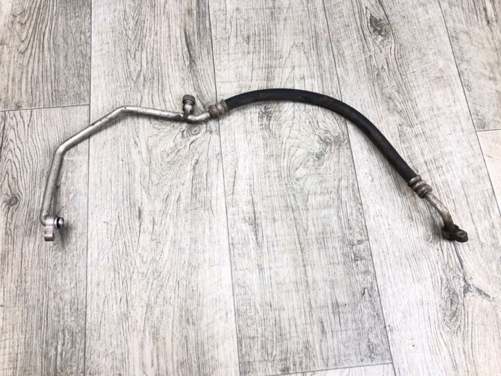 95720-64J20 | Трубка кондиционера SUZUKI GRAND VITARA 05-15