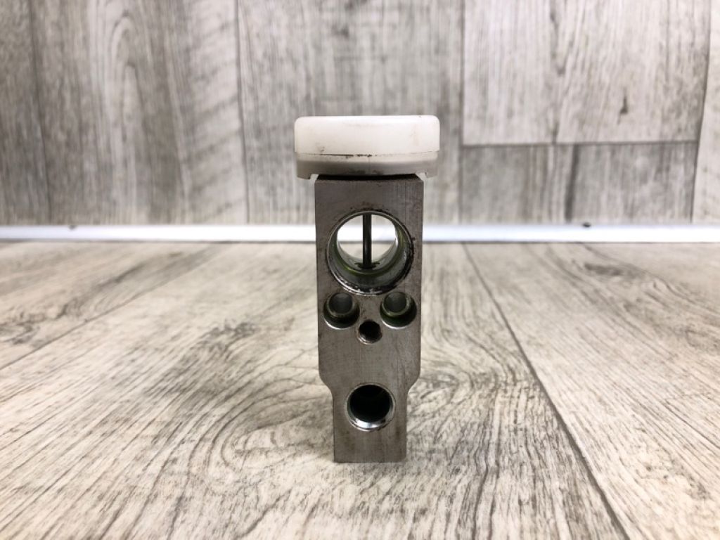 95431-64J80 | Клапан кондиціонера SUZUKI GRAND VITARA 05-15 - Фото 2