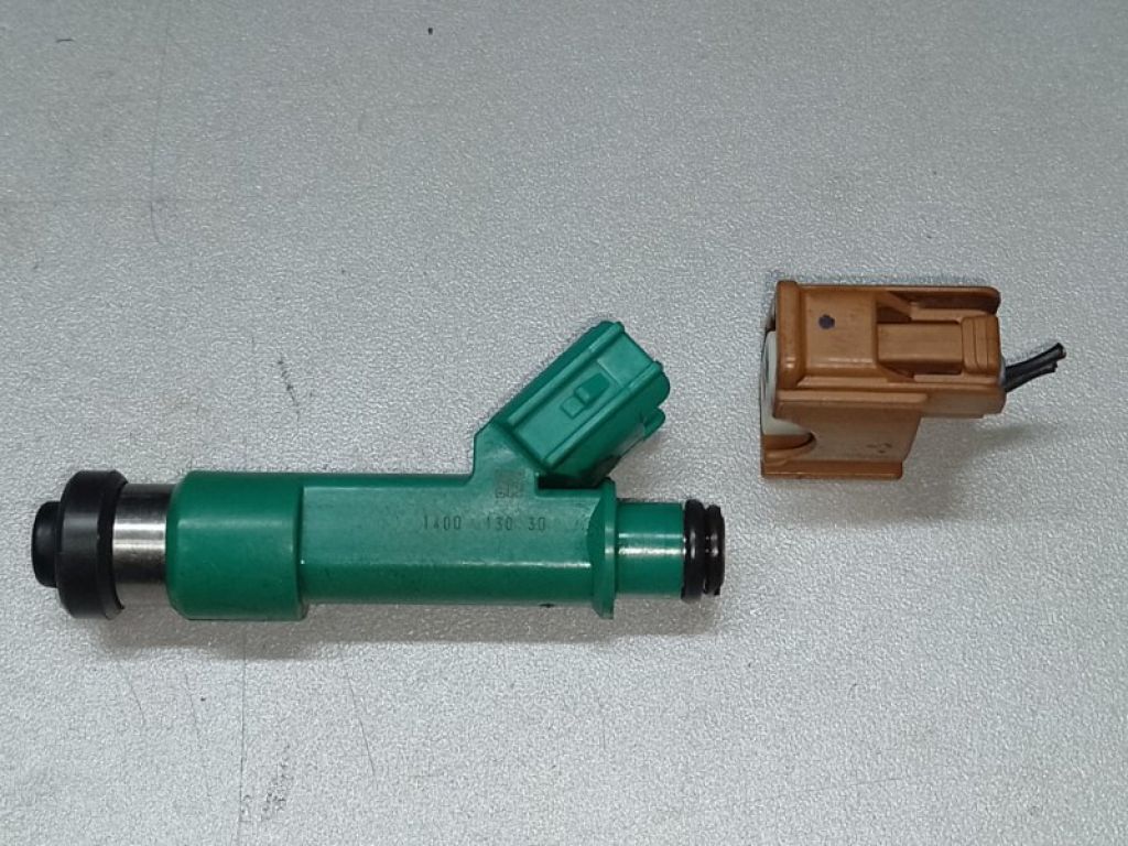 15710-78K00 | Форсунка паливна SUZUKI KIZASHI 09-14