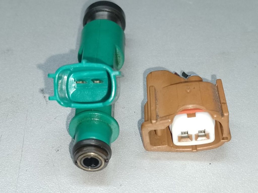 15710-78K00 | Форсунка паливна SUZUKI KIZASHI 09-14 - Фото 3