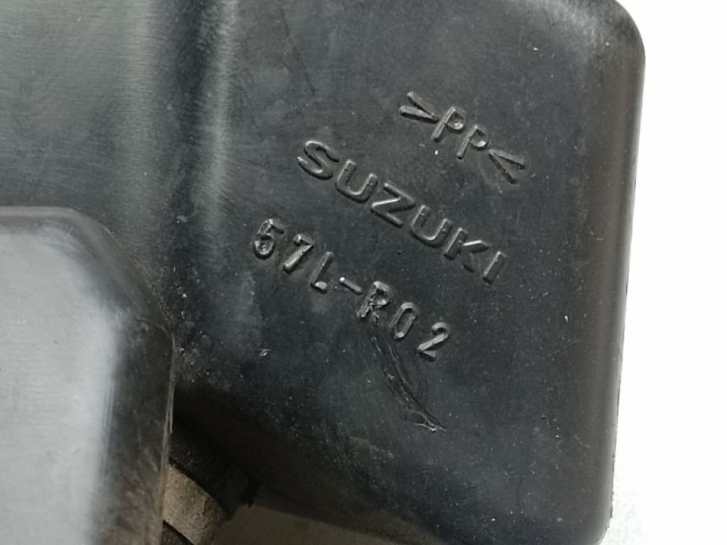 13881-57L00 | патрубок повітряного фільтра SUZUKI KIZASHI 09-14 - Фото 3