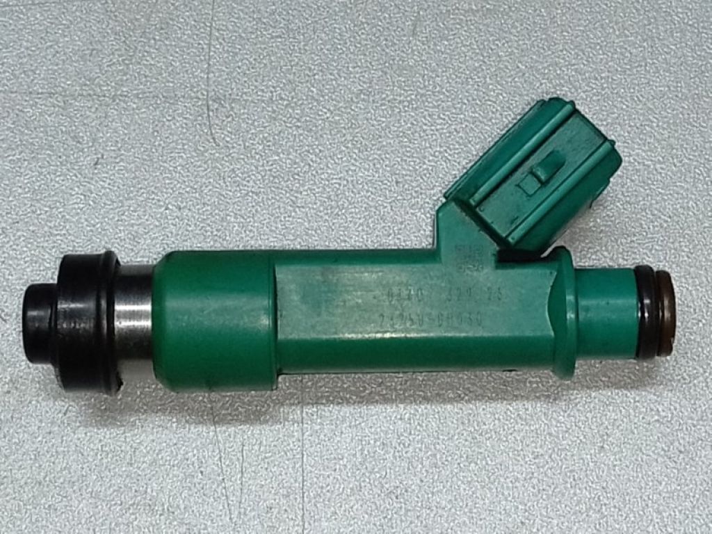 23209-0H030 | Форсунка топливная TOYOTA CAMRY 30 02-06